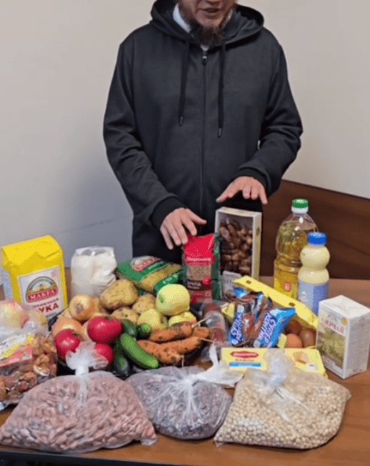 Благотворительный развоз продуктов
